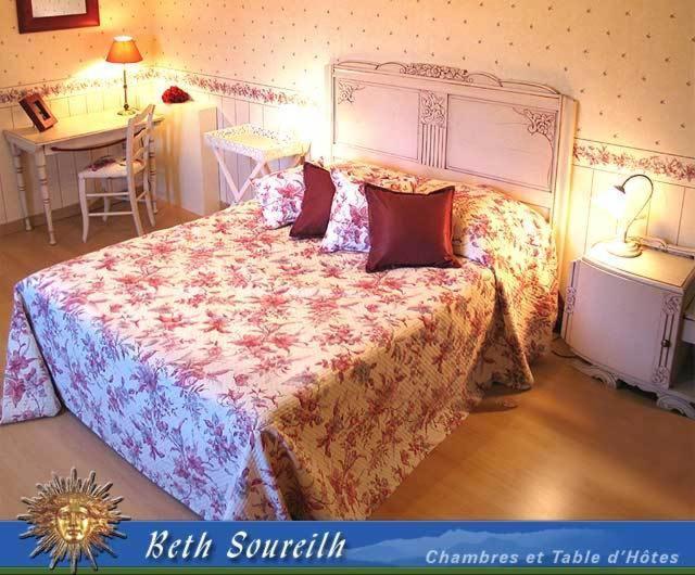 Beth Soureilh Adults Only Bed & Breakfast Coarraze Room photo